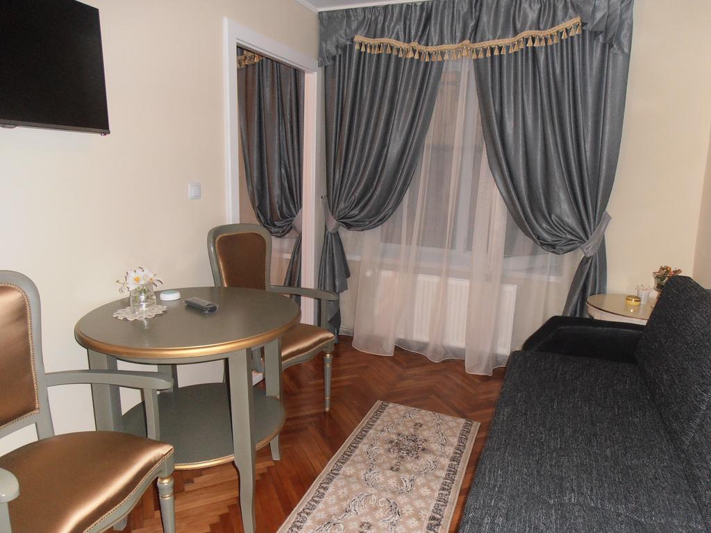 Zum Weissen Lamm Residence Sibiu Ruang foto
